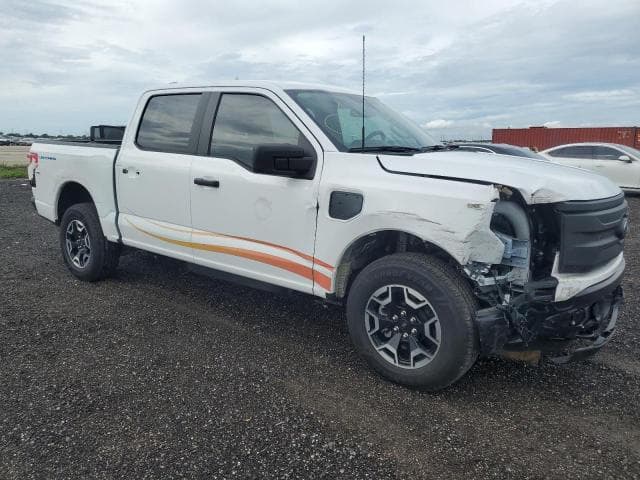 2023 FORD F150 LIGHTNING PRO 4