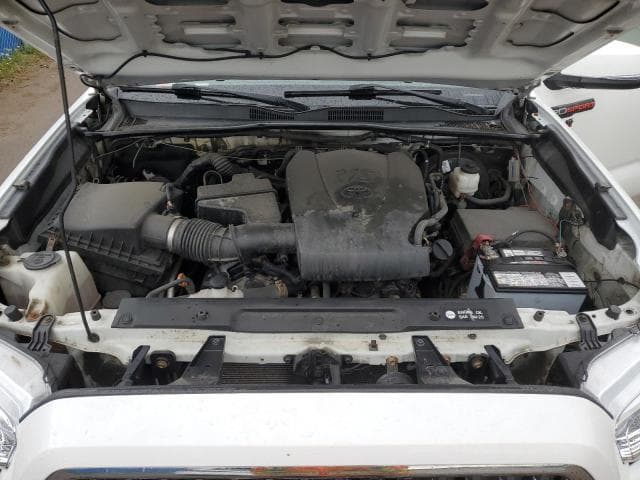 2018 TOYOTA TACOMA DOUBLE CAB 11
