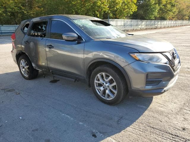 2017 NISSAN ROGUE SV 4