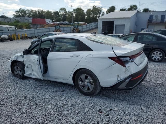 2024 HYUNDAI ELANTRA SE 2