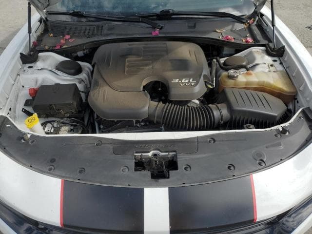 2022 DODGE CHARGER SXT 11