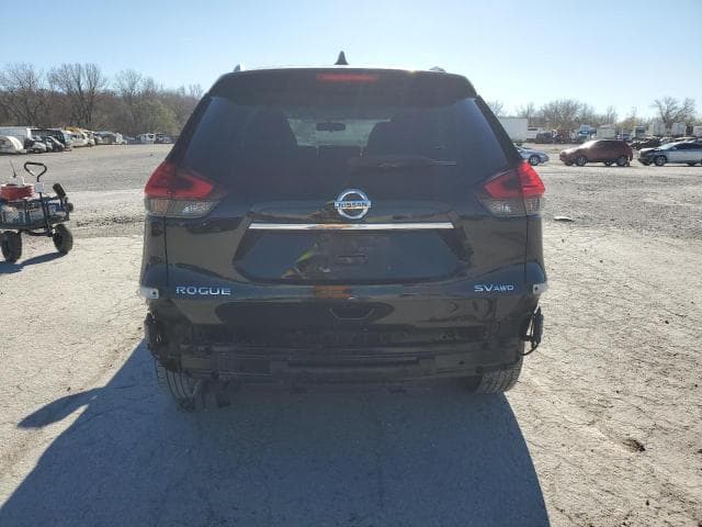 2017 NISSAN ROGUE SV 6