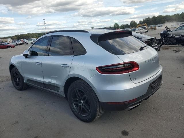 2017 PORSCHE MACAN 2