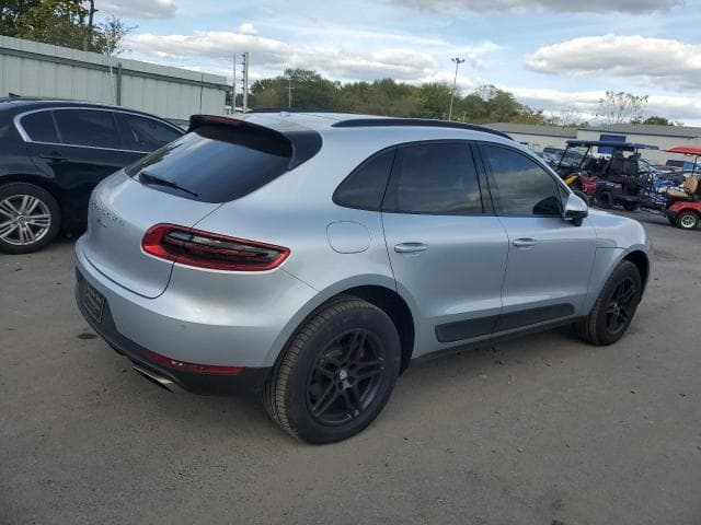2017 PORSCHE MACAN 3