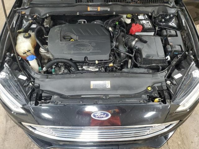 2017 FORD FUSION SE 11