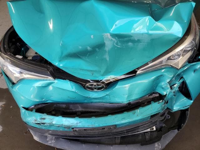 2018 TOYOTA C-HR XLE PREMIUM 12