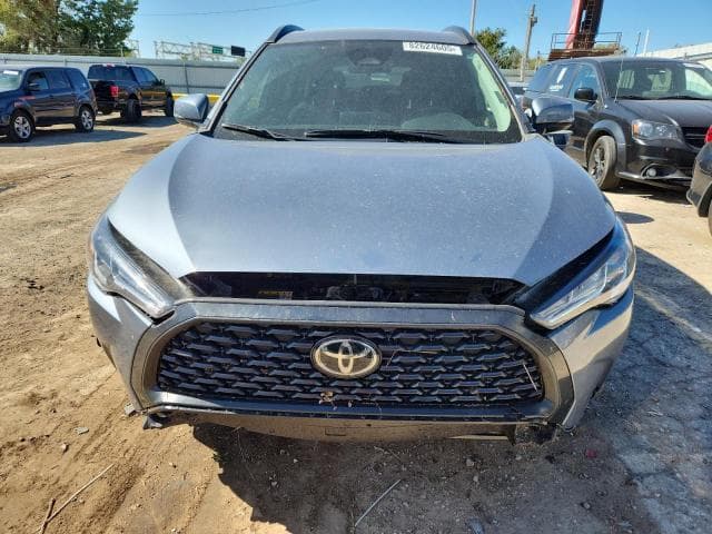 2023 TOYOTA COROLLA CROSS LE LE 5