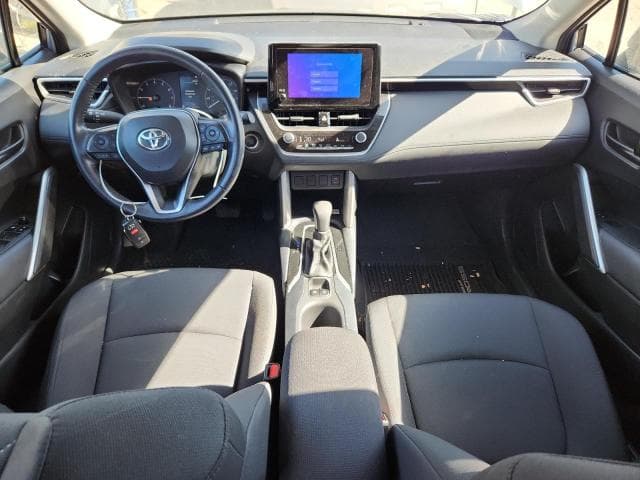 2023 TOYOTA COROLLA CROSS LE LE 8