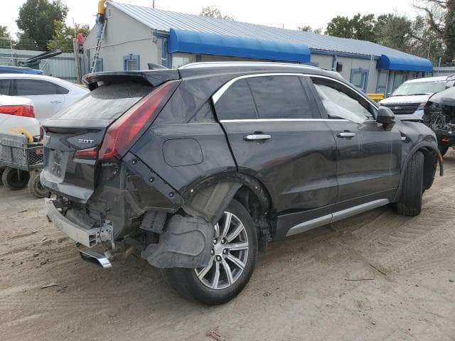 2019 CADILLAC XT4 3