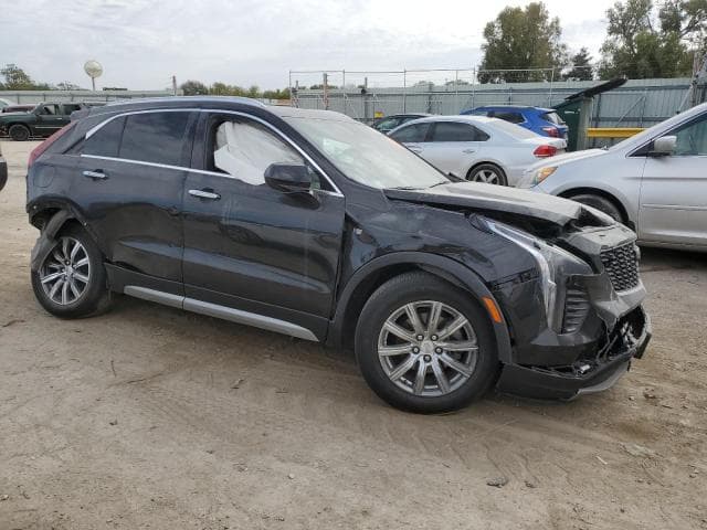 2019 CADILLAC XT4 4