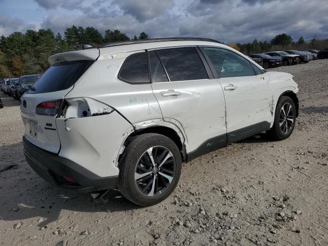2025 TOYOTA COROLLA CROSS SE 3
