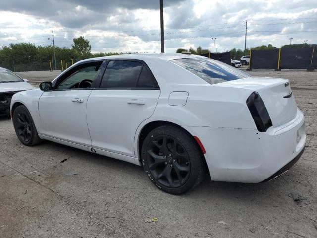 2022 CHRYSLER 300 TOURING 2