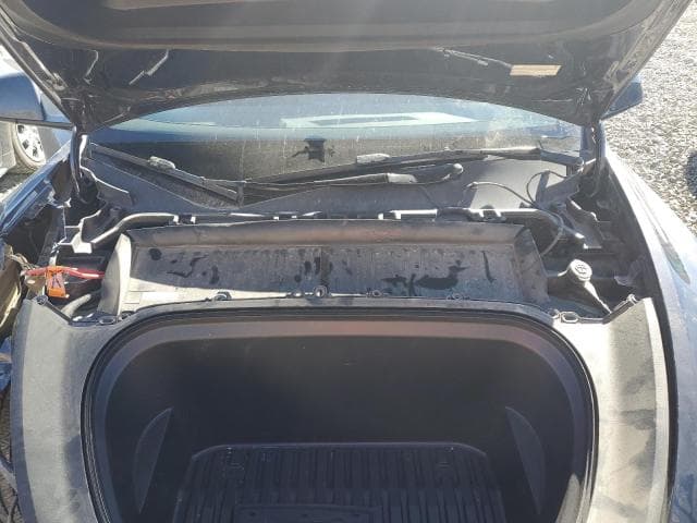 2025 TESLA MODEL Y 11