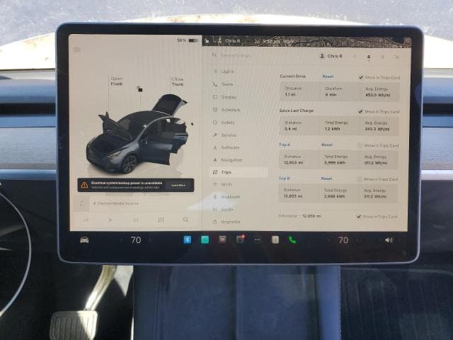 2025 TESLA MODEL Y 9