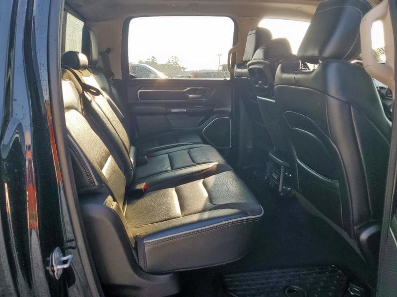 2019 RAM 1500 LARAMIE LARAMIE 10
