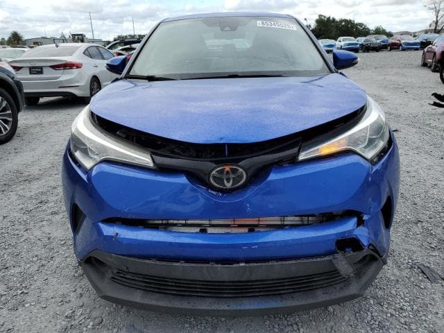 2019 TOYOTA C-HR XLE 5