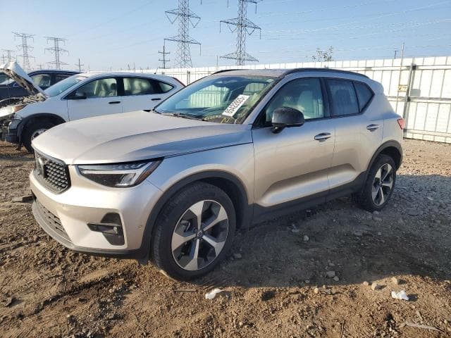 2024 VOLVO XC40 PLUS - 1