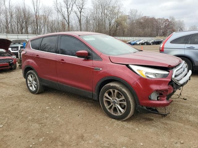 2017 FORD ESCAPE SE 4