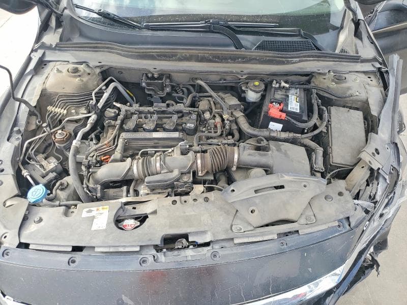 2018 HONDA ACCORD LX 11