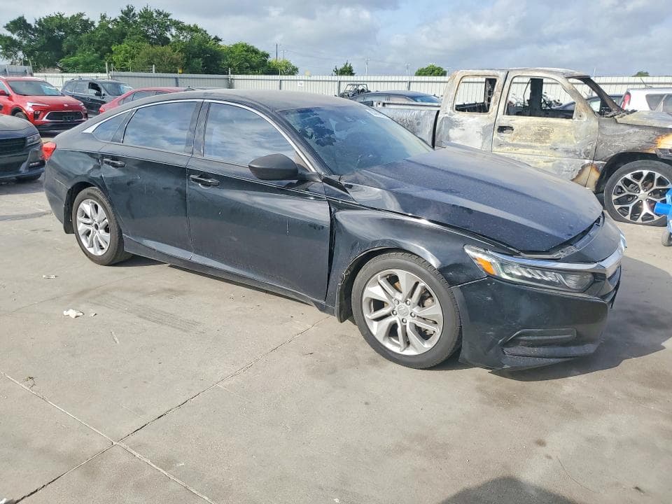 2018 HONDA ACCORD LX 4