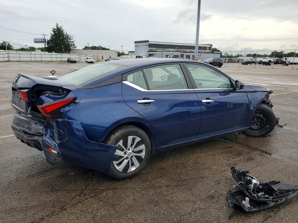 2024 NISSAN ALTIMA S 3