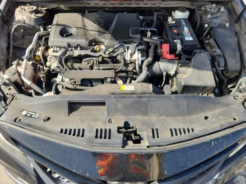 2019 TOYOTA CAMRY SE 11
