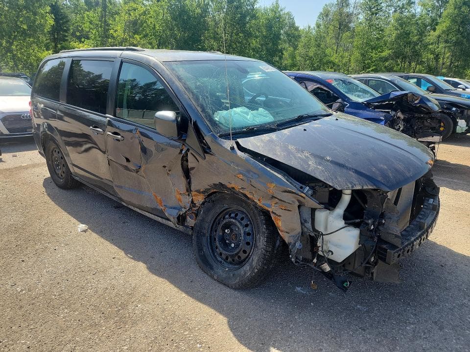 2019 DODGE GRAND CARAVAN SE 4
