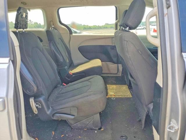 2017 CHRYSLER PACIFICA TOURING 11