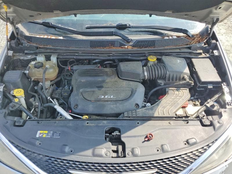 2017 CHRYSLER PACIFICA TOURING 12