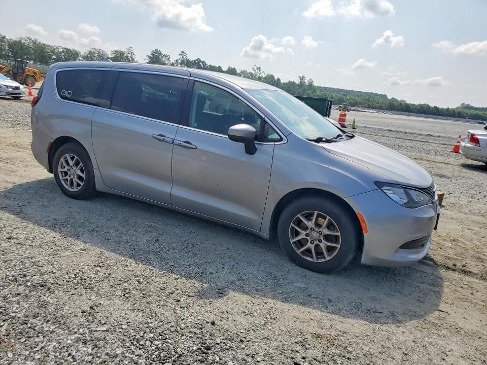 2017 CHRYSLER PACIFICA TOURING 4