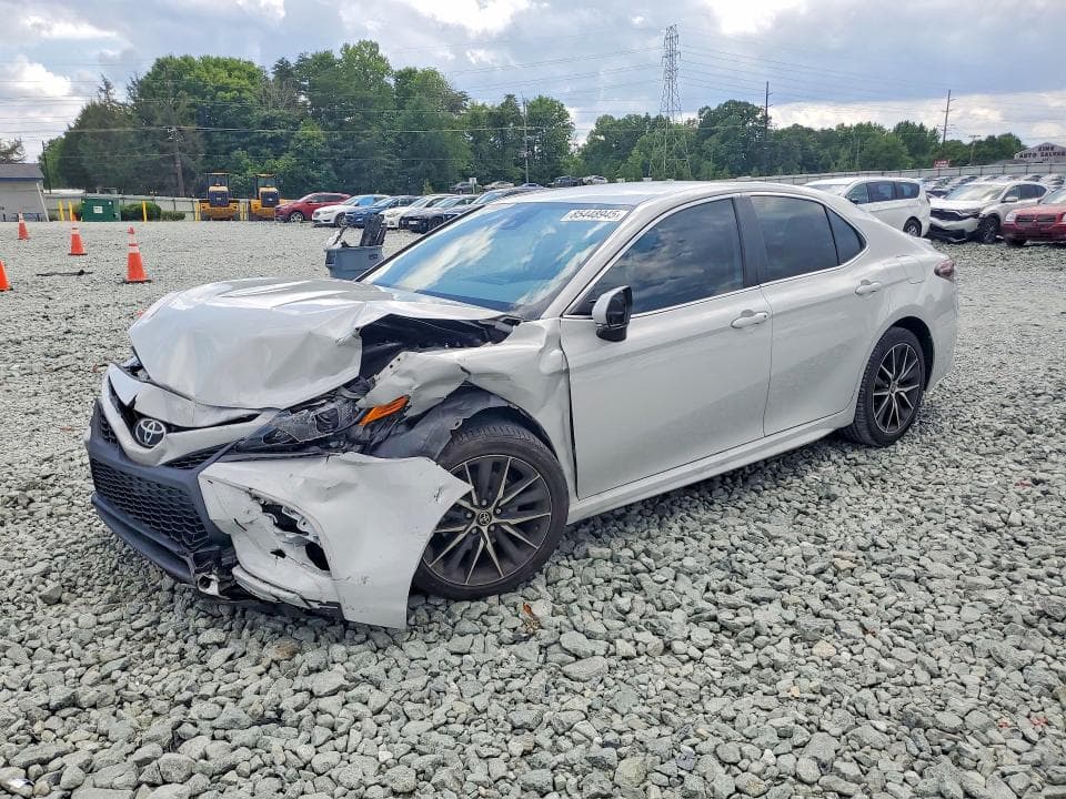 2024 TOYOTA CAMRY SE - 1