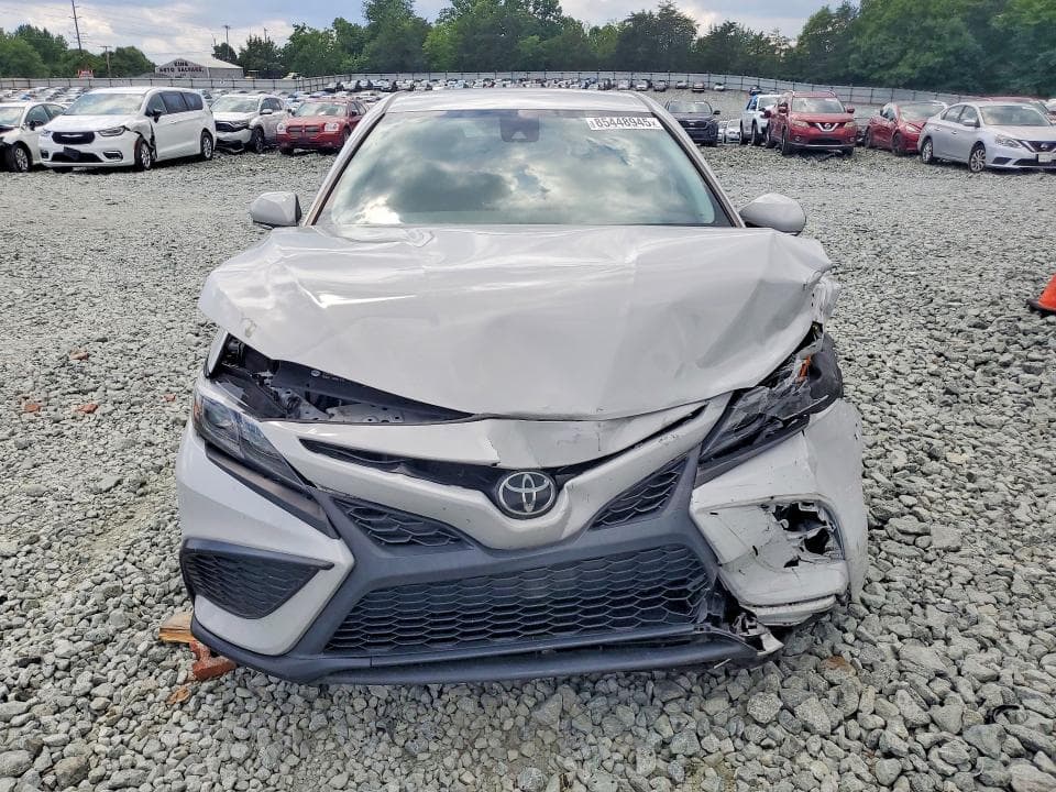 2024 TOYOTA CAMRY SE 5