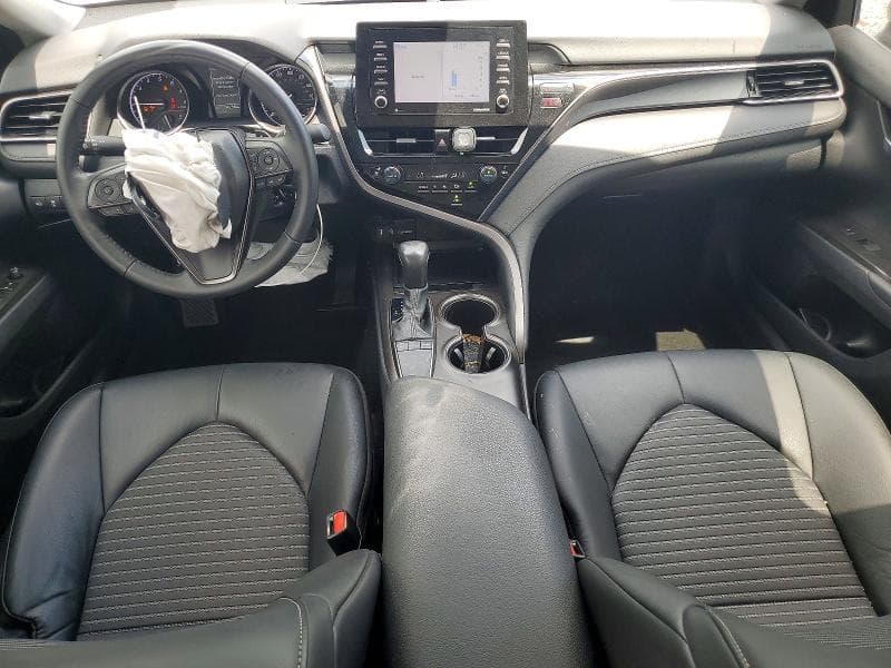 2024 TOYOTA CAMRY SE 8