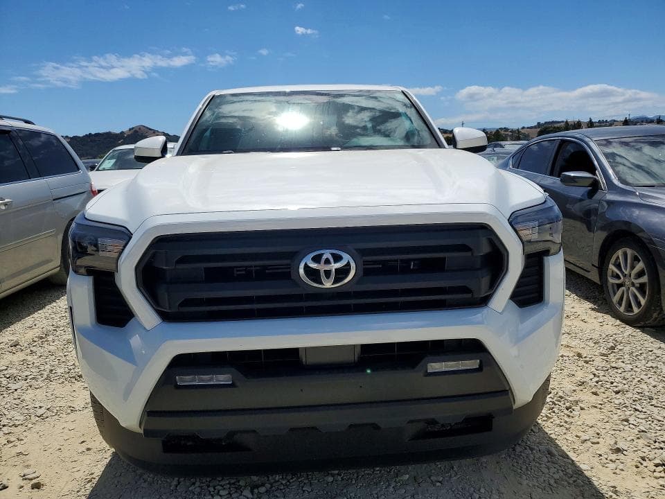 2025 TOYOTA TACOMA SR5 5
