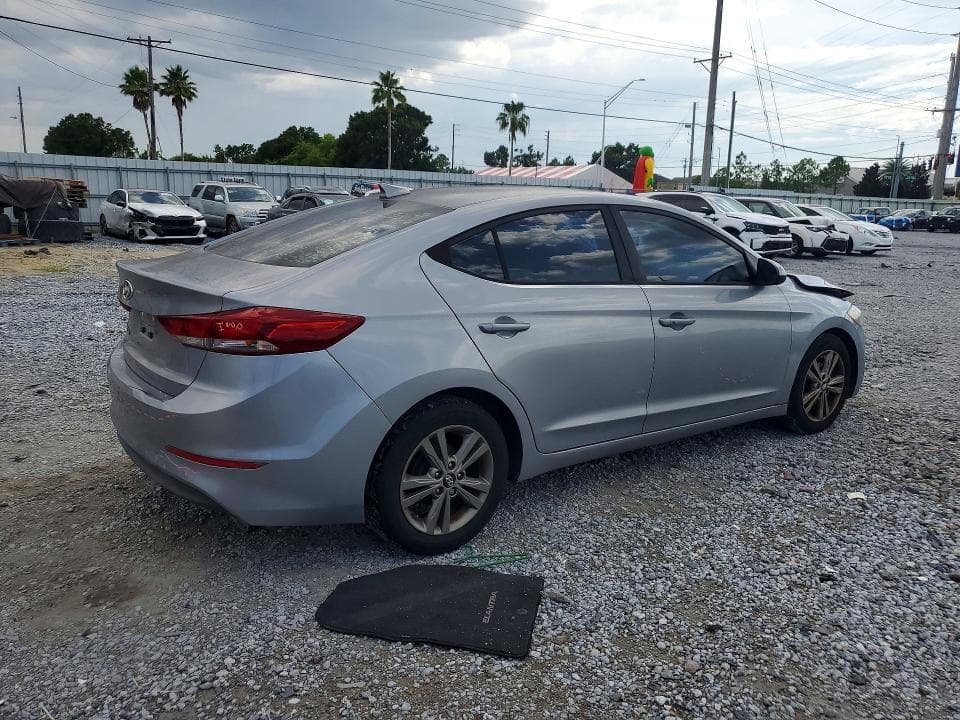 2017 HYUNDAI ELANTRA SE 3