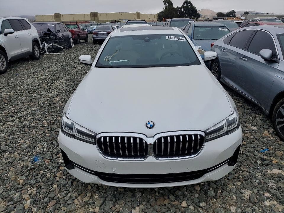 2022 BMW 530 XI 5