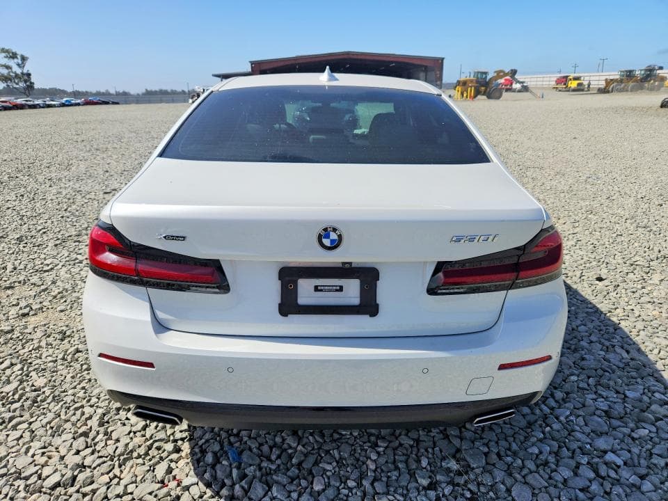 2022 BMW 530 XI 6