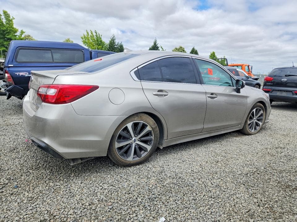 2018 SUBARU LEGACY 2.5I LIMITED 3