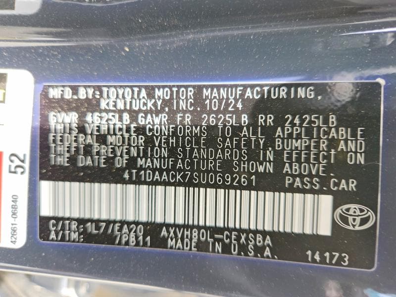 2025 TOYOTA CAMRY SE 12