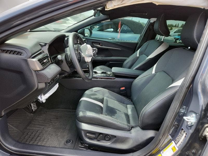 2025 TOYOTA CAMRY SE 7