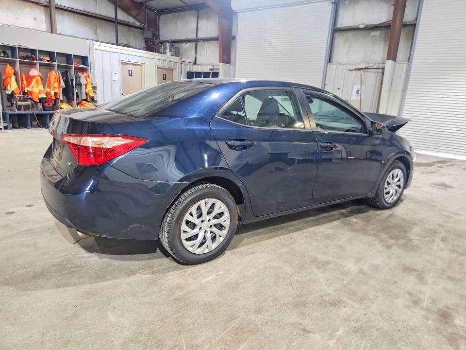 2017 TOYOTA COROLLA LE LE 3