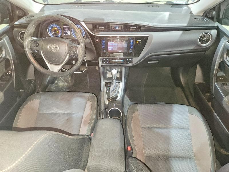2017 TOYOTA COROLLA LE LE 8