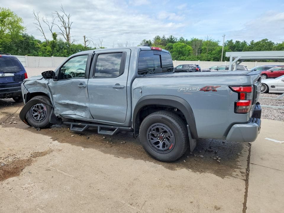 2025 NISSAN FRONTIER PRO-4X 2
