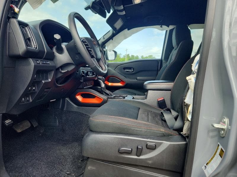 2025 NISSAN FRONTIER PRO-4X 7