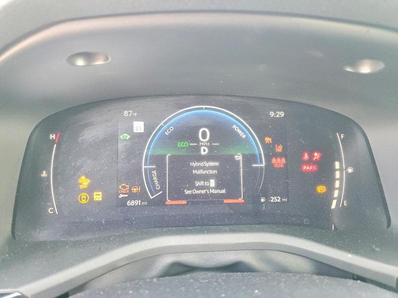 2026 TOYOTA CAMRY SE 9