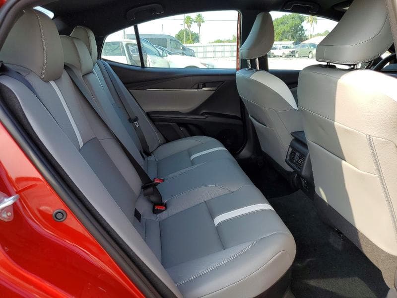 2026 TOYOTA CAMRY SE 10