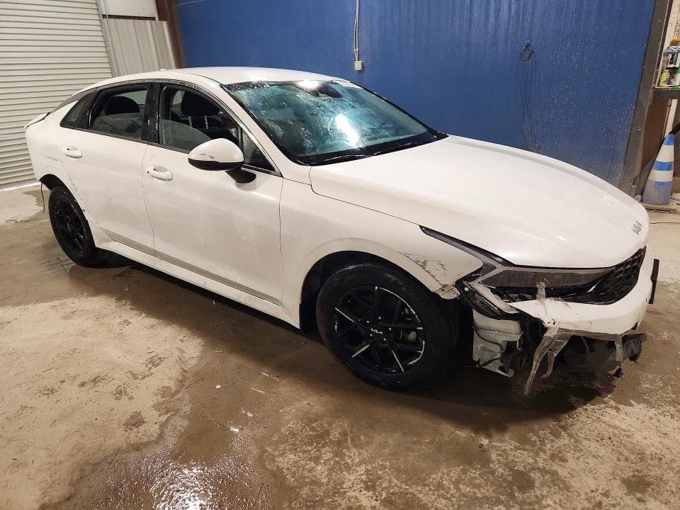 2025 KIA K5 LXS 4