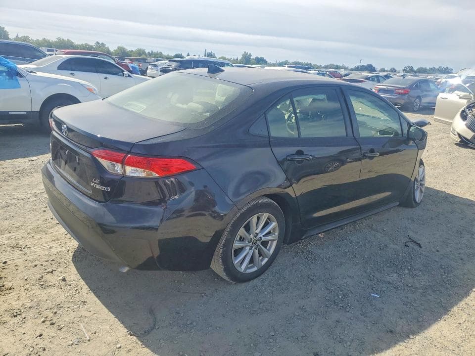 2024 TOYOTA COROLLA HYBRID LE 3