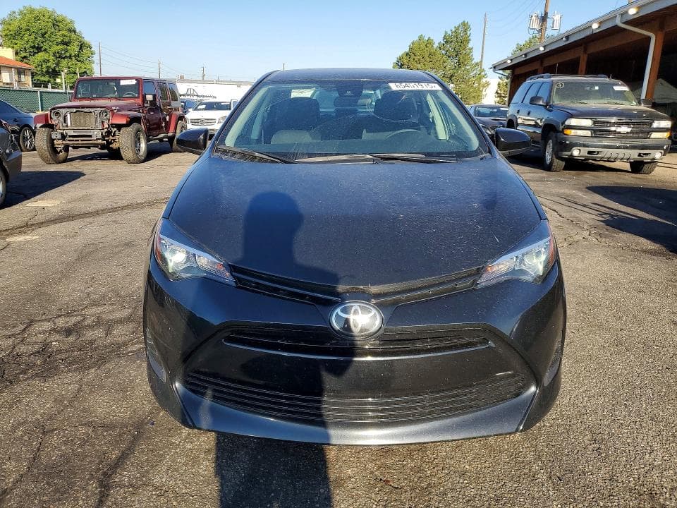 2019 TOYOTA COROLLA LE LE 5