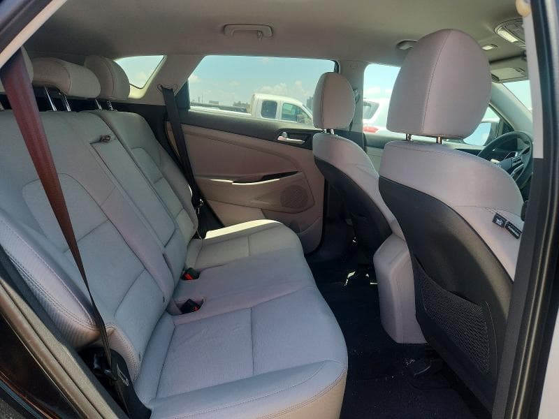 2019 HYUNDAI TUCSON VALUE VALUE 11